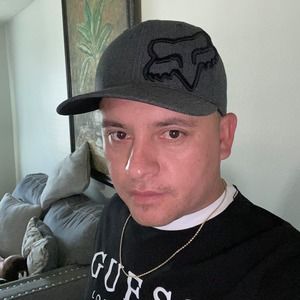 Meet your Posher, Genaro